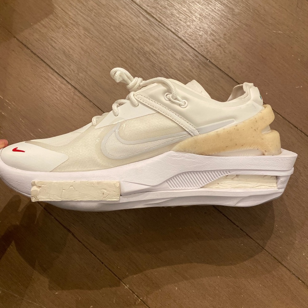 Nike Fontanka Edge Sneaker